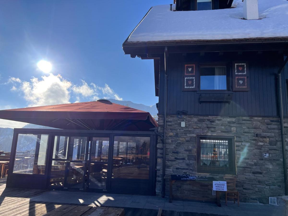 Zoncolan Laugiane Lägenhet Sùtrio Exteriör bild